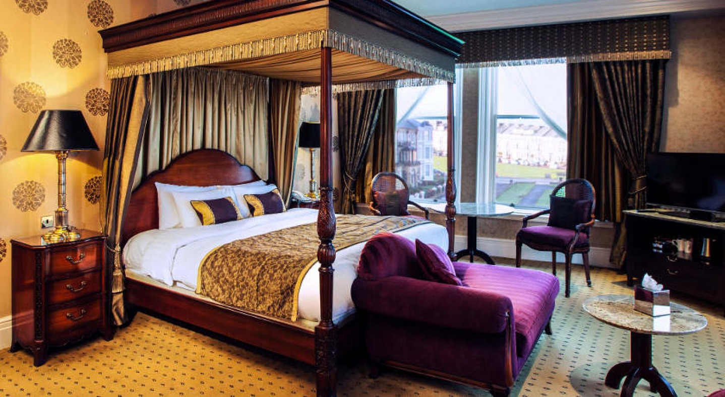 Grand Hotel