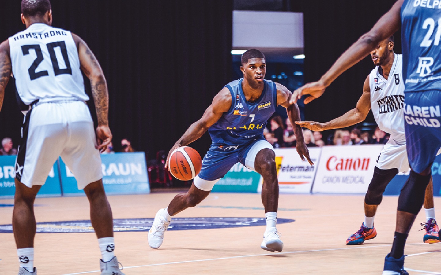 players in basket ball game