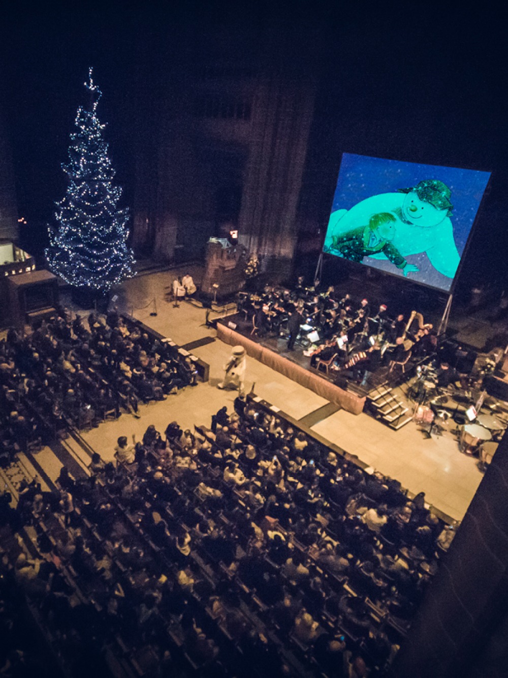 The Snowman on a large screen at Oval Hall, Sheffield City Hall