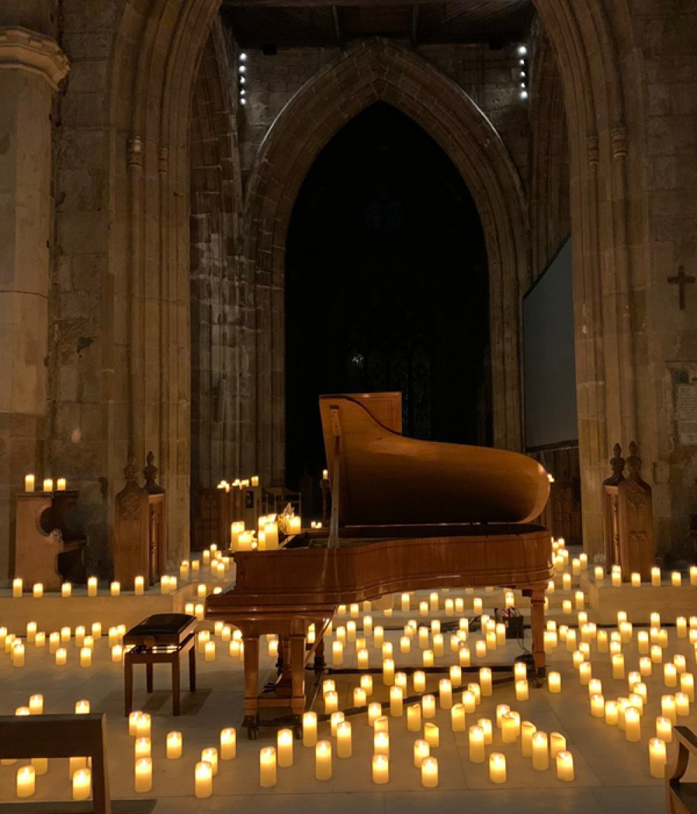 CANDLELIGHT FEVER: VALENTINE’S DAY SPECIAL