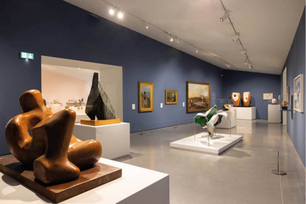 MAGIC IN THIS COUNTRY: HEPWORTH, MOORE AND THE LAND