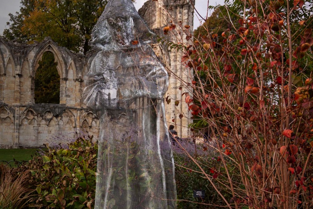 Ghosts In The Gardens