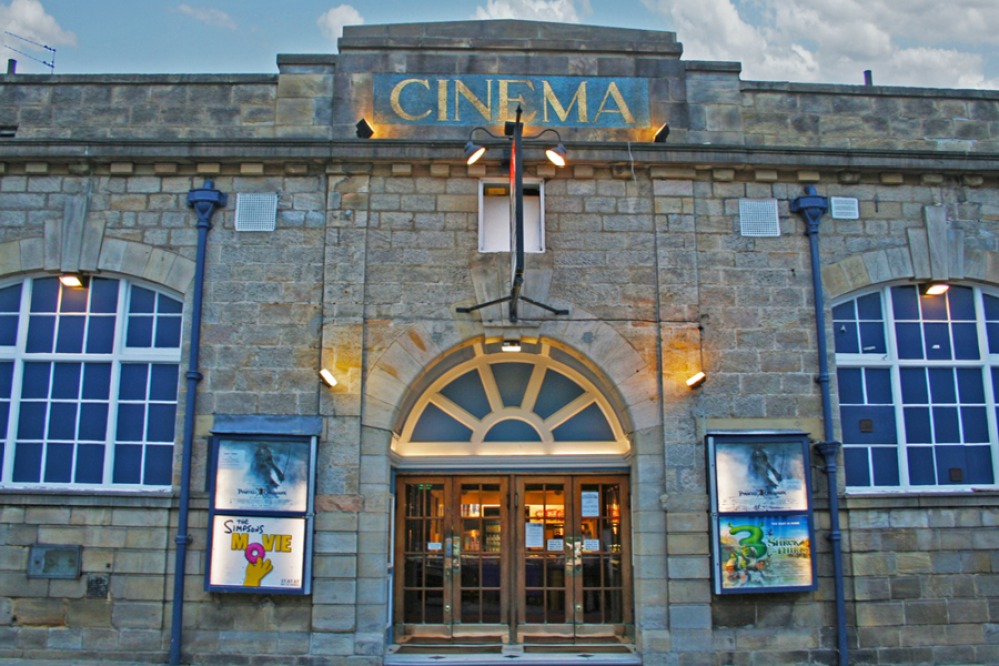 COTTAGE ROAD CINEMA