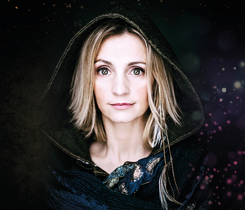 Cara Dillon: Upon A Winter’s Night promo image