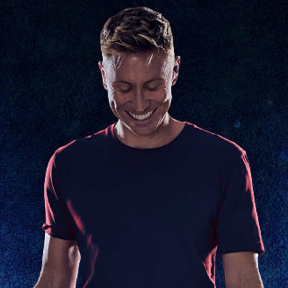 RUSSELL HOWARD