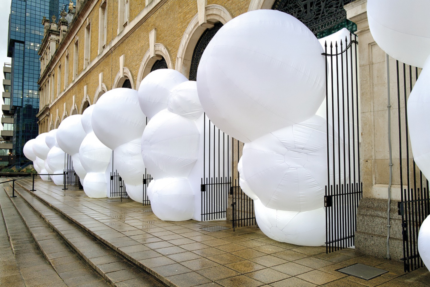 Façade © Steve Messam 2025