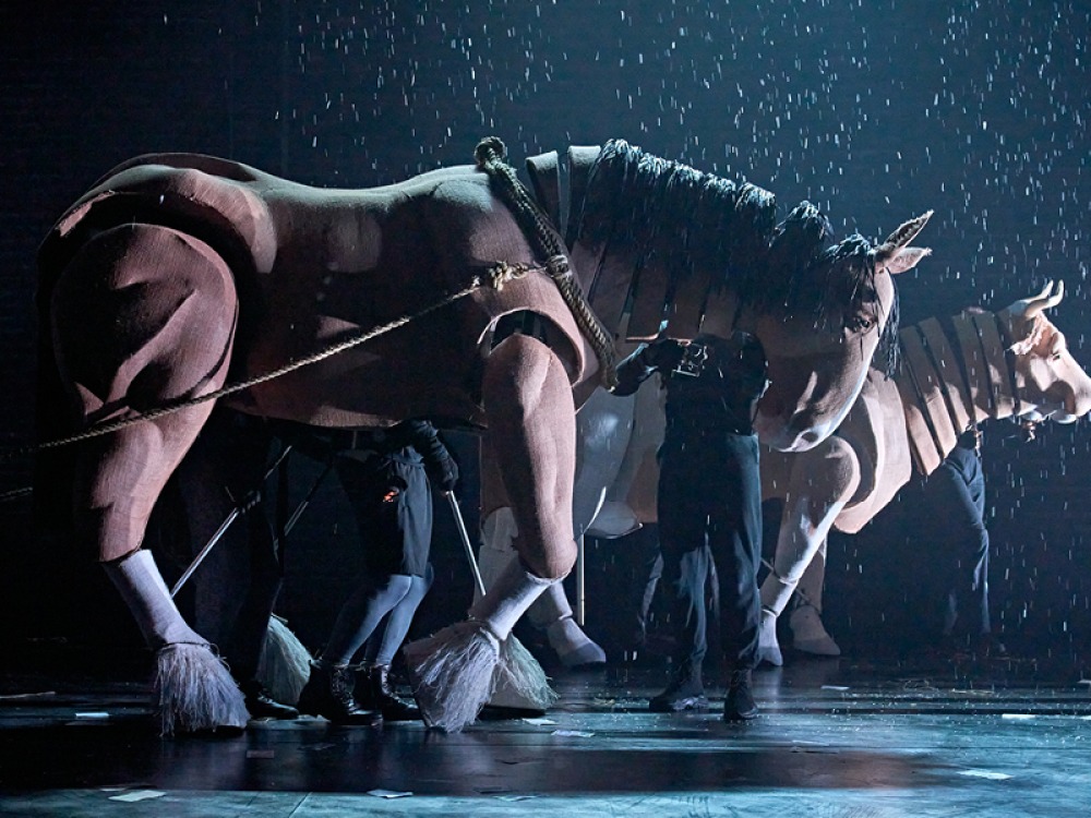 Boxer (puppeteers Elisa De Grey, Matt Tait and Rayo Patel) and Clover (puppeteers Yana Penrose and Edie Edmundson) in Animal Farm