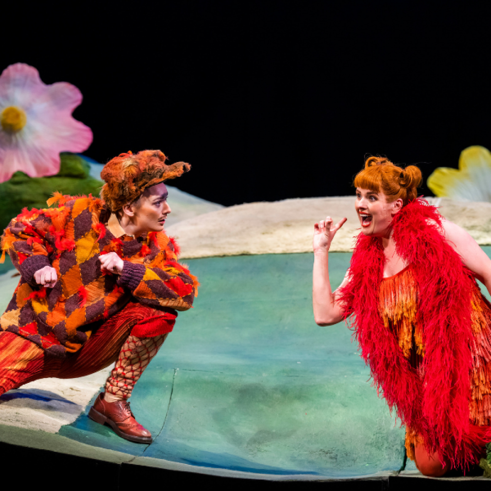 Heather Lowe as Fox and Elin Pritchard as Vixen Sharp-Ears, Tristram Kenton