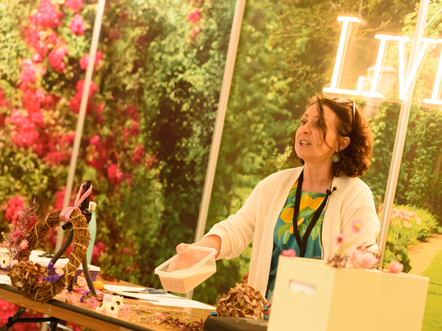 Spring wreath making demonstration at Living North Live