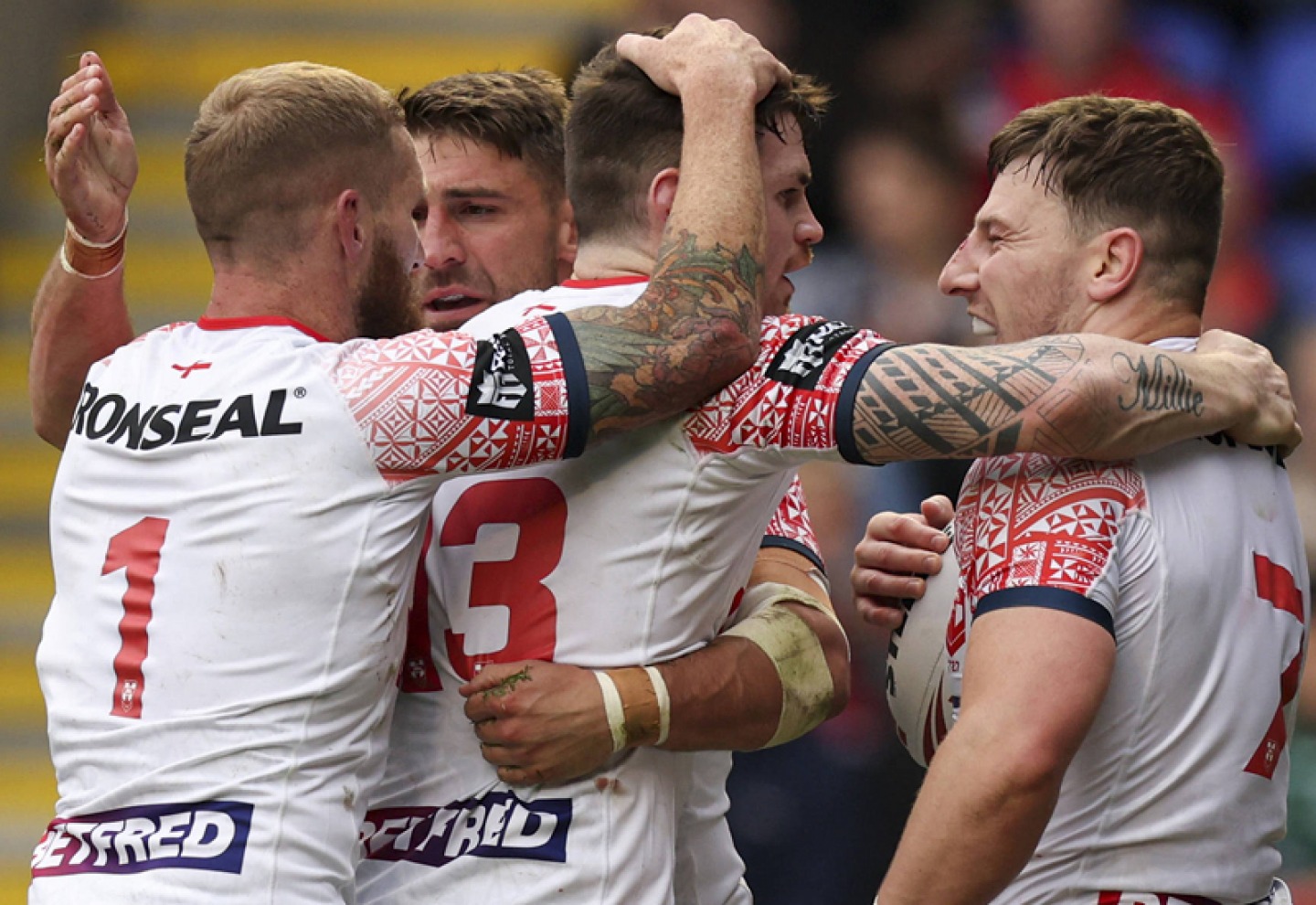 England team players celebrating