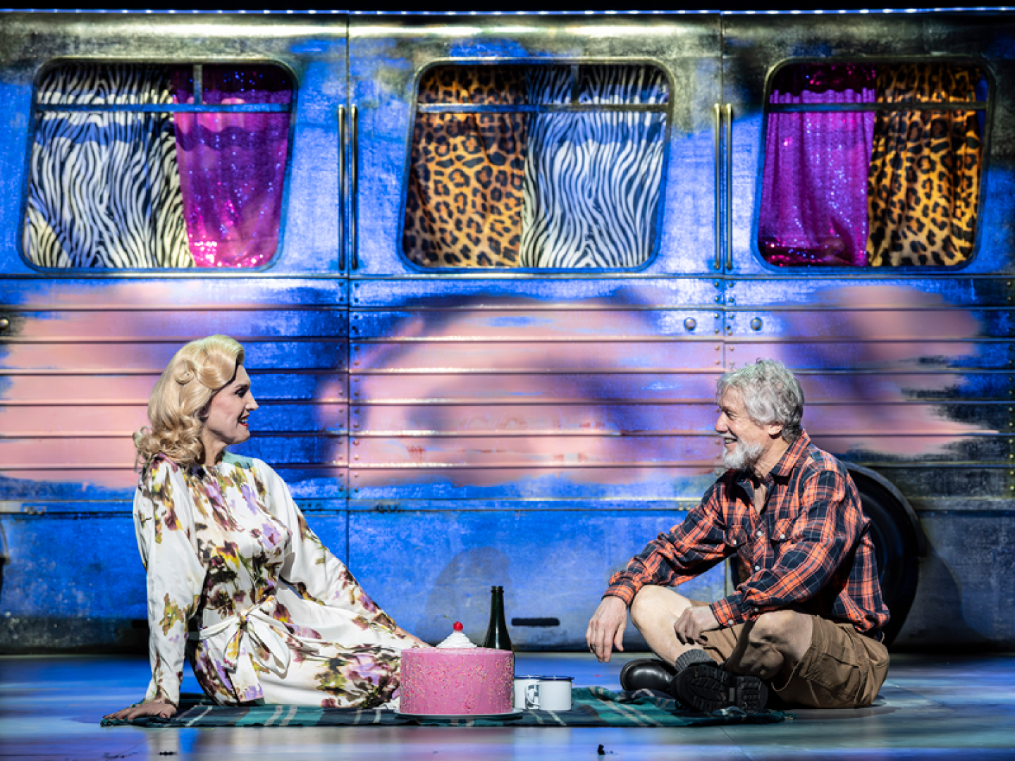 Adèle Anderson and Peter Duncan (c) Johan Persson