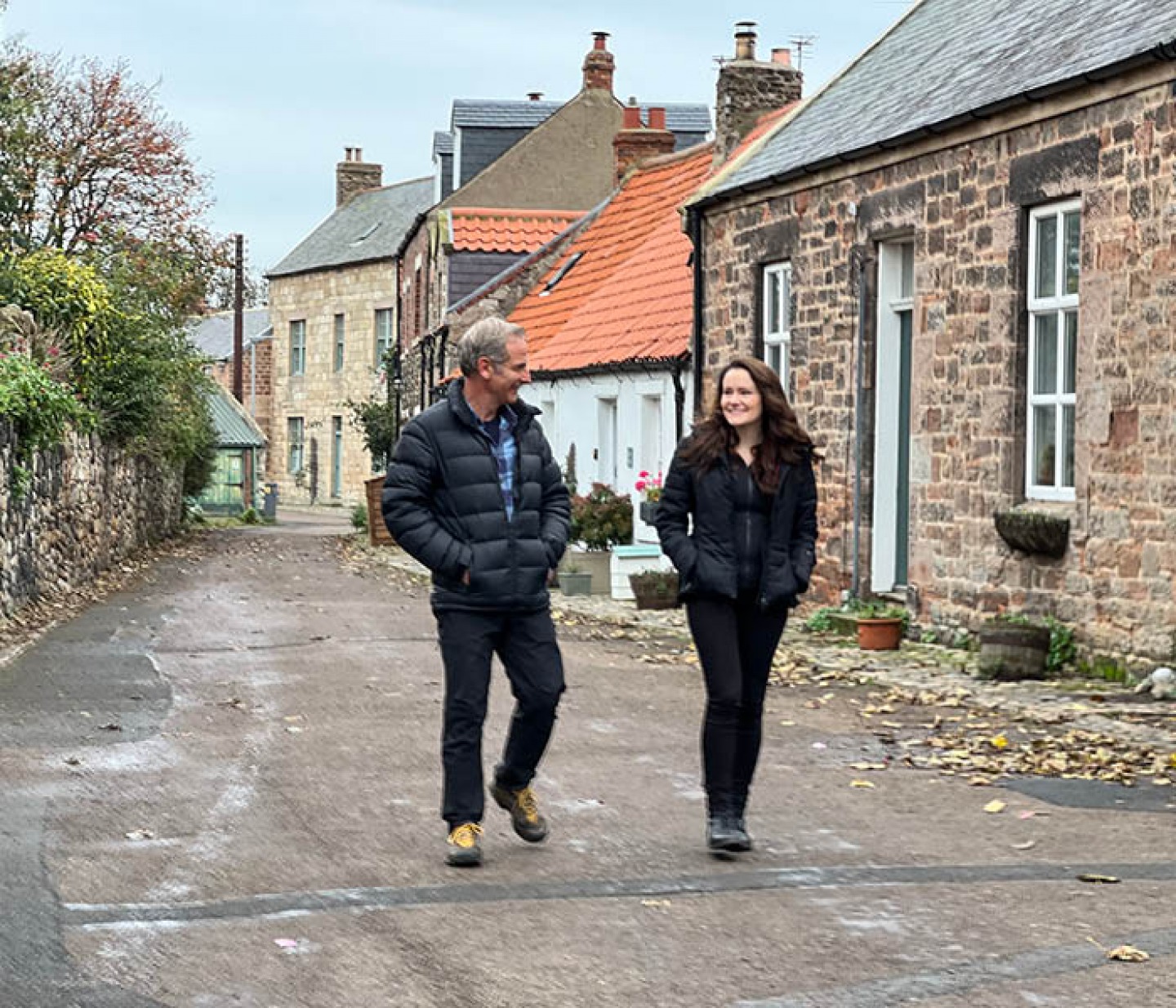Robson Green walking with author LJ Ross