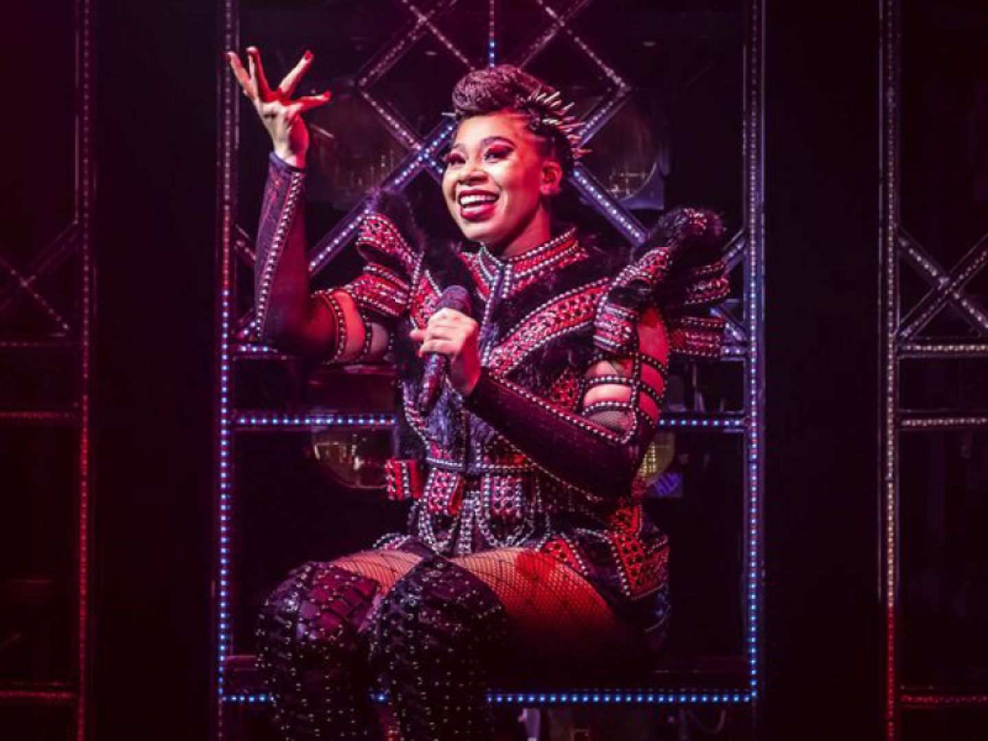 SIX (c) Pamela Raith Photography