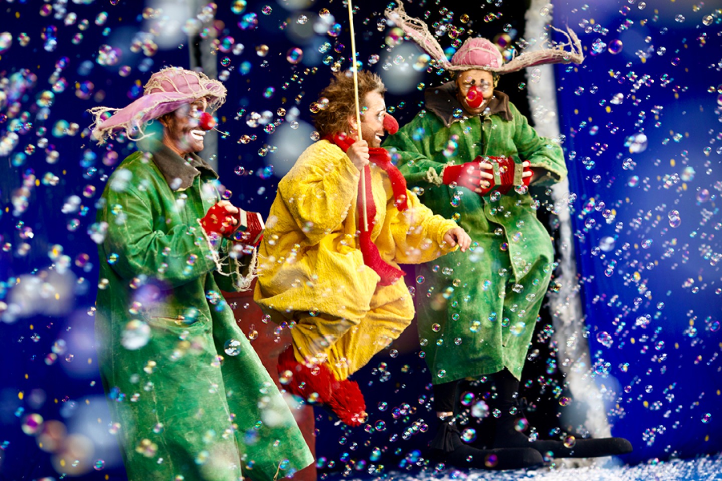 Slava Snowshow clowns in bubbles by Aya Rufin