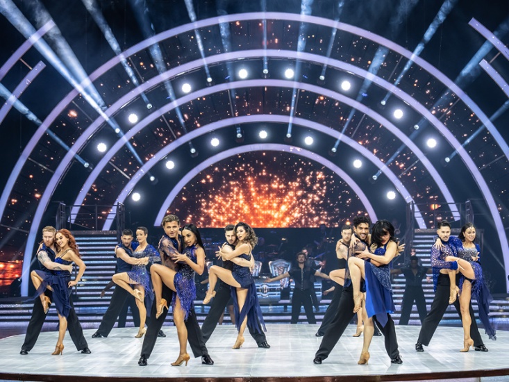Strictly's Lewis Cope Takes Home The Glitterball Trophy in Newcastle