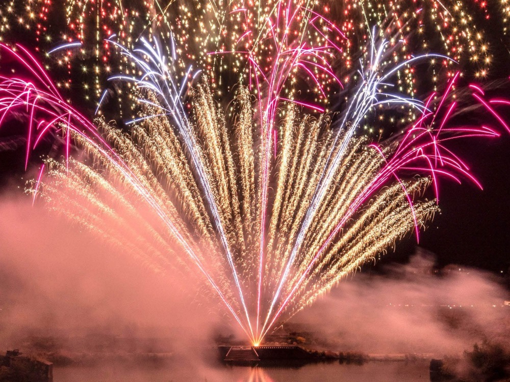 Pyromusical