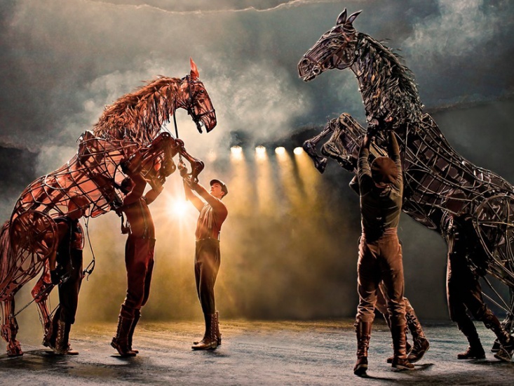 Review: War Horse Rides in to Newcastle Theatre Royal