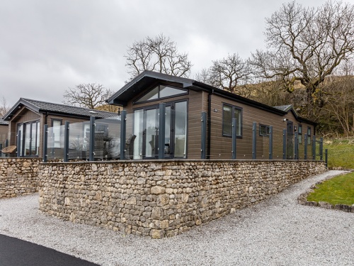 Luxury Lodge
