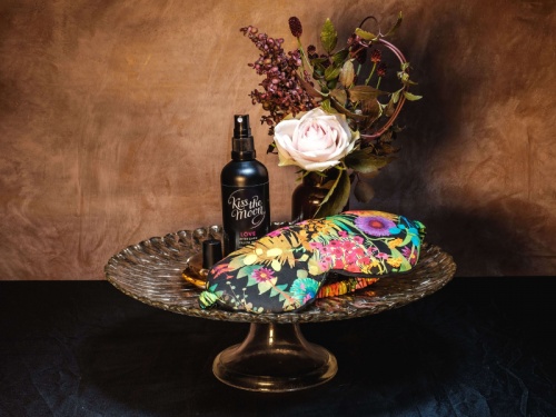 Kiss the Moon After Dark Pillow Mist