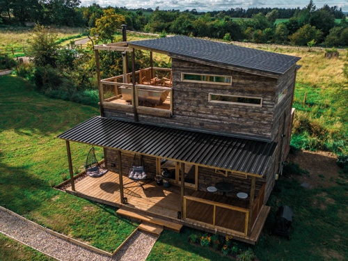 Northumberland Nook log cabin at sunset